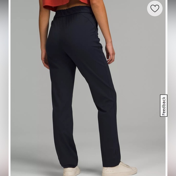 Lululemon Tapered-Leg Mid-Rise Pant 7/8 Length
Luxtreme - Picture 9 of 9